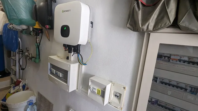 Paneles Jinko Solar Tiger Neo 565 Wp instalados en Mallorca