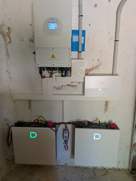 Instalación de inversor híbrido Deye y baterías en Mallorca - Proyecto Inca